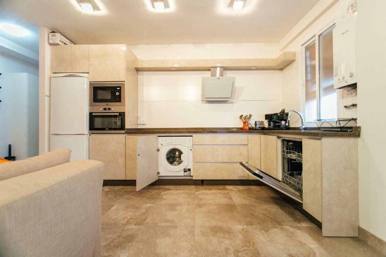 Wide And Diaphanous- 3Bd 2Bth- Alcazar Seville Luaran gambar